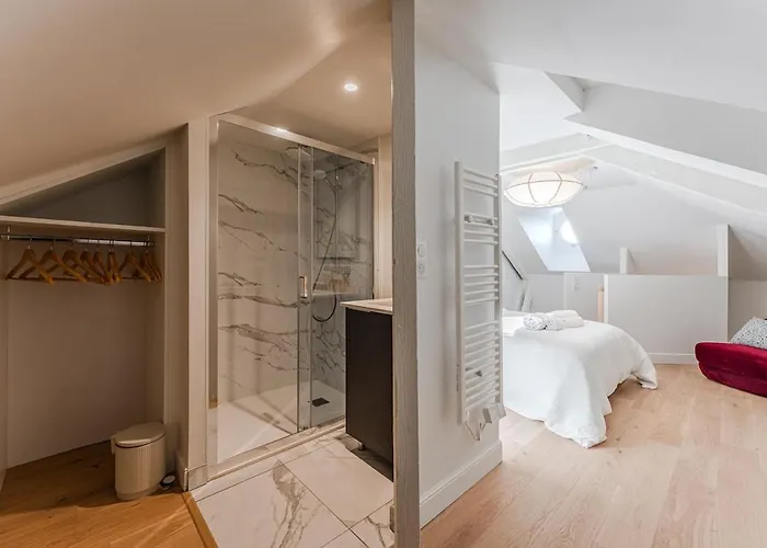 Appartement De Gamme, 2 Ch, 2 Salles De Bain