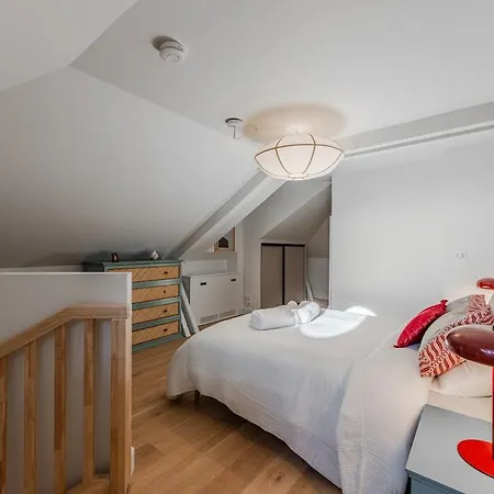 Apartment De Gamme, 2 Ch, 2 Salles De Bain