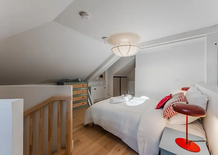 Apartment De Gamme, 2 Ch, 2 Salles De Bain